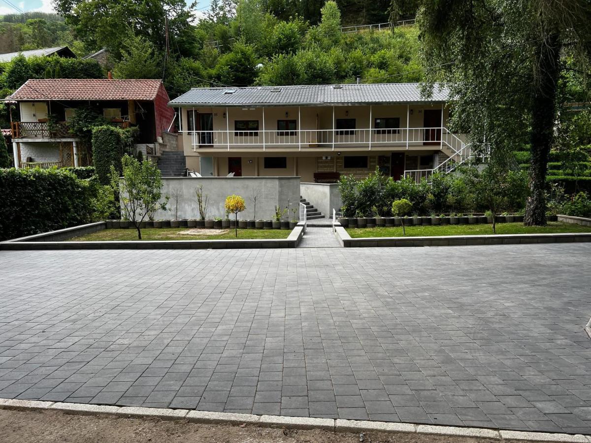 Winnys House 迪尔巴克 外观 照片